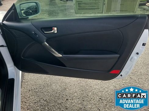 Used 2014 Hyundai Genesis 3.8 image 45