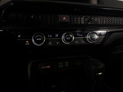 Used 2023 Honda CR-V EX-L image 19