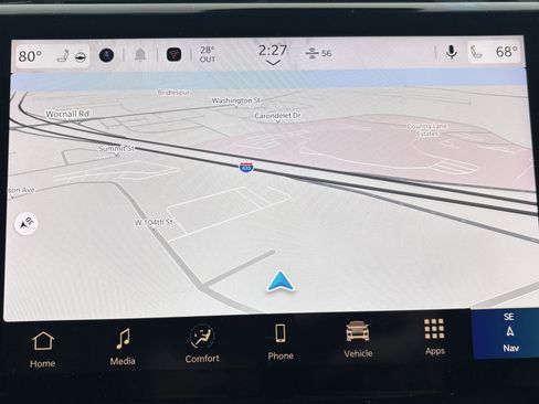 Used 2025 Jeep Grand Cherokee Limited w/ Luxury Tech Group II image 11