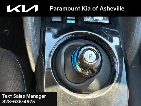 Used 2018 Nissan Leaf SV w/ SV Technology Package image 25