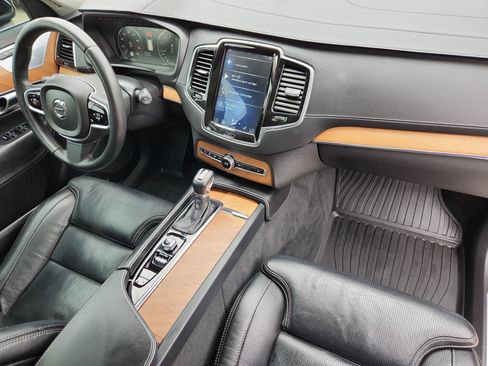 Used 2018 Volvo XC90 T6 Inscription w/ Convenience Package AWD/4WD image 17