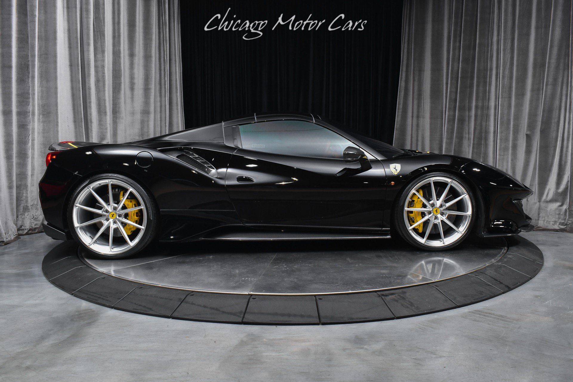 Used 2016 Ferrari 488 Spider RWD image 25