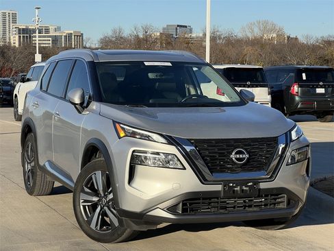 Certified 2023 Nissan Rogue SL w/ SL Premium Package image 2