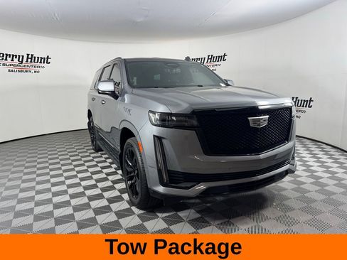 Used 2021 Cadillac Escalade Sport w/ LPO, ONYX Package RWD image 6