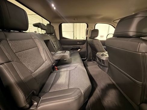 Used 2022 Toyota Tundra Limited w/ Power Package RWD image 30