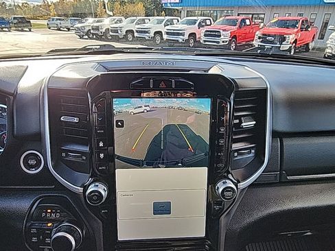 Used 2022 RAM 1500 Big Horn image 32