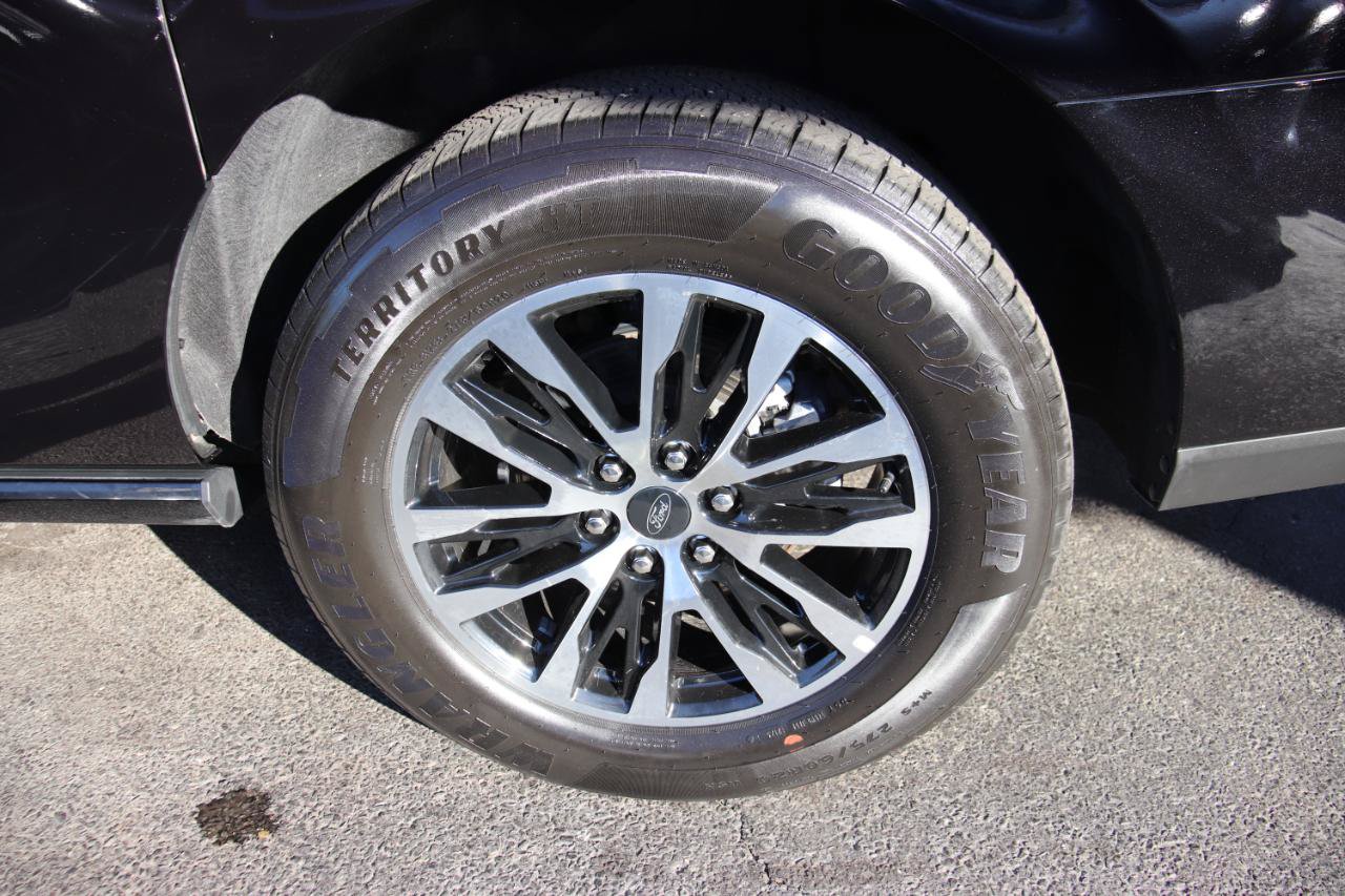 Used 2025 Ford Expedition Max Platinum AWD/4WD image 70