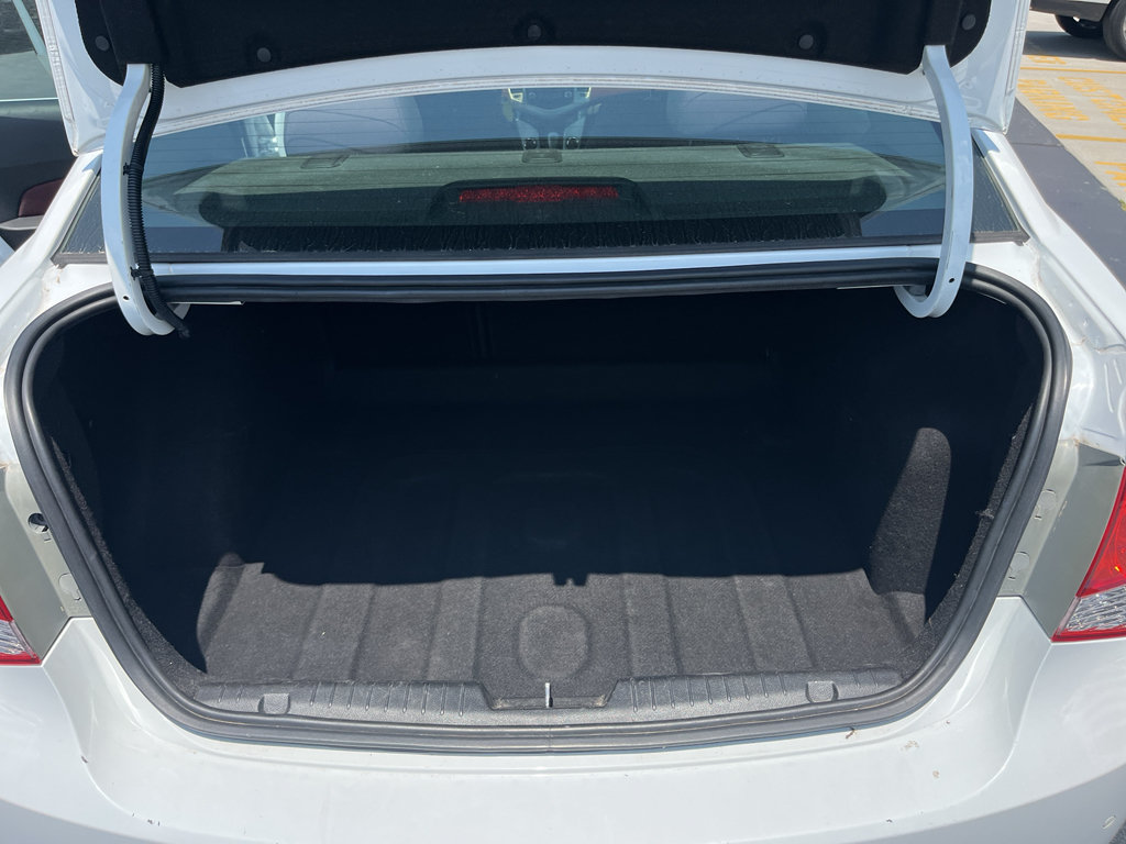 Used 2012 Chevrolet Cruze LT FWD image 28