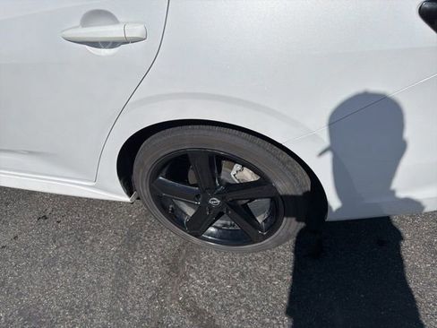 Used 2024 Nissan Sentra SR FWD image 26