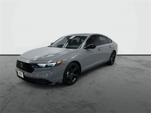 Used 2025 Honda Accord Sport image 7