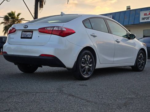Used 2014 Kia Forte LX FWD image 12