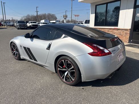 Used 2020 Nissan 370Z image 5
