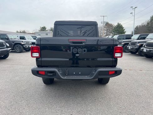 New 2026 Jeep Gladiator Sport image 6