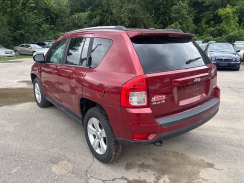 Used 2012 Jeep Compass Latitude AWD/4WD image 9