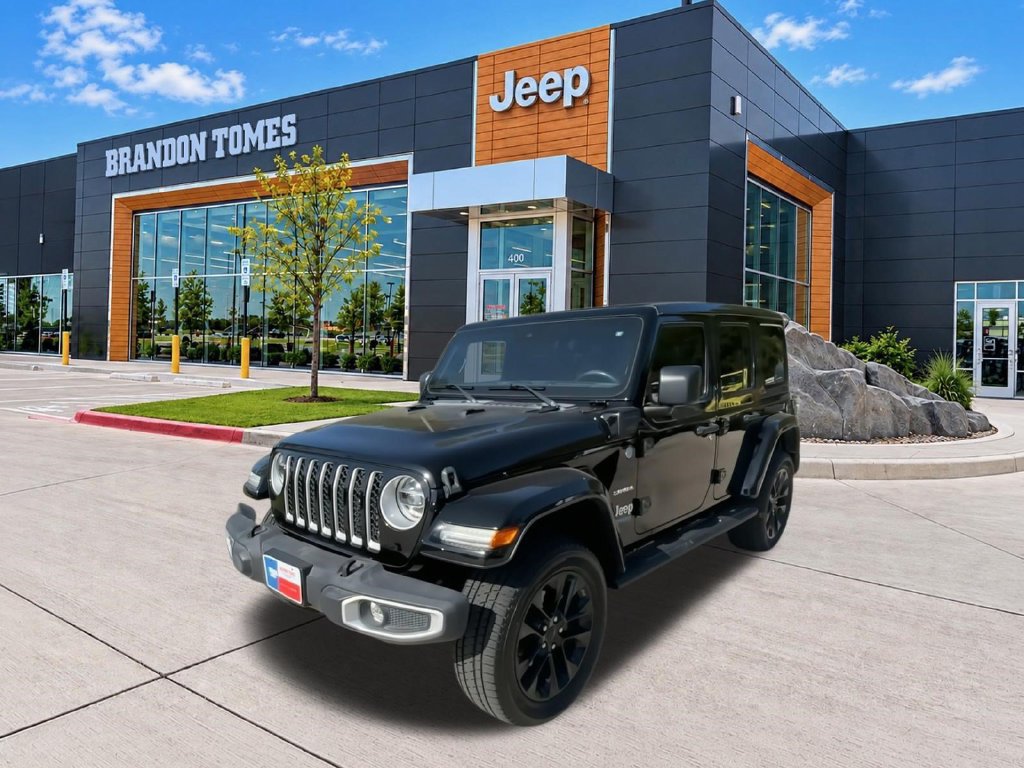 Used 2021 Jeep Wrangler Unlimited Sahara w/ Cold Weather Group AWD/4WD image 3