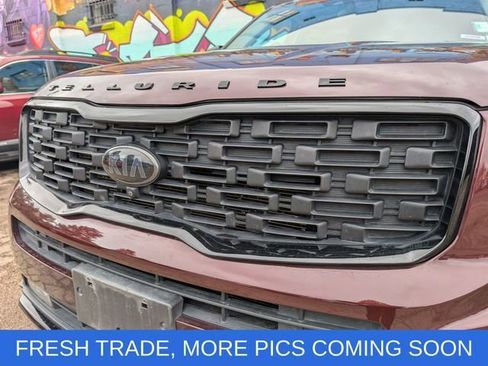 Used 2021 Kia Telluride SX image 9