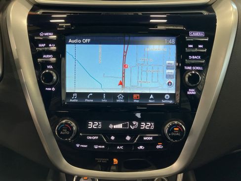 Used 2018 Nissan Murano Platinum image 19