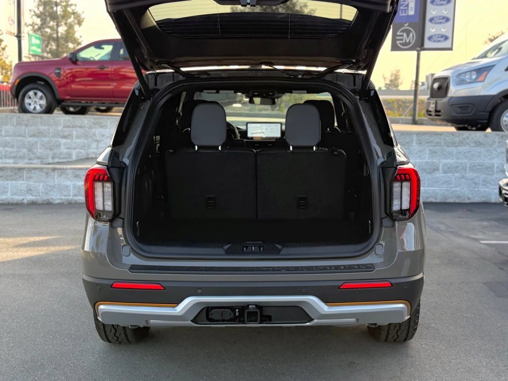 New 2026 Ford Explorer Tremor w/ Tremor Ultimate Package AWD/4WD image 12