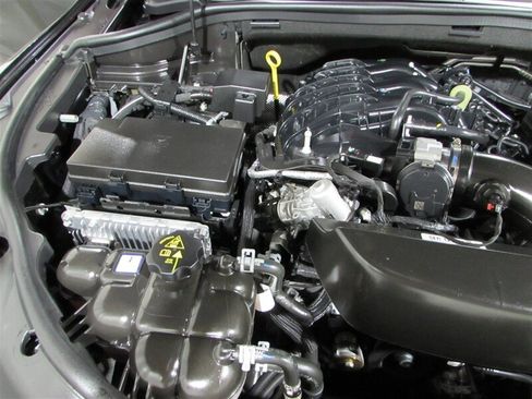 Used 2023 Dodge Durango GT image 82