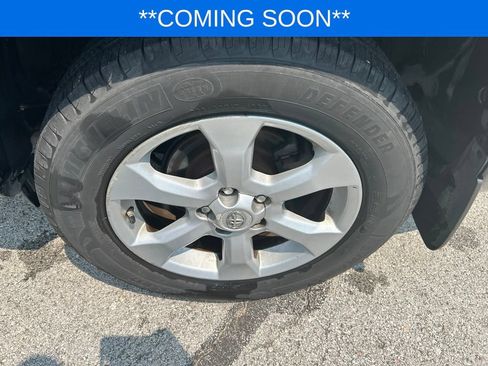 Used 2011 Toyota RAV4 Limited w/ Limited Extra Value Pkg AWD/4WD image 19