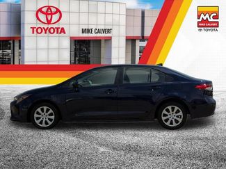 Used 2025 Toyota Corolla LE FWD video 2