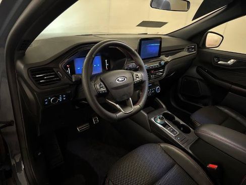 Certified 2024 Ford Escape ST-Line w/ Equipment Group 301A FWD image 4
