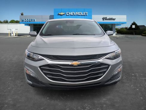 Used 2024 Chevrolet Malibu LT w/ LPO, Floor Liner Package image 2