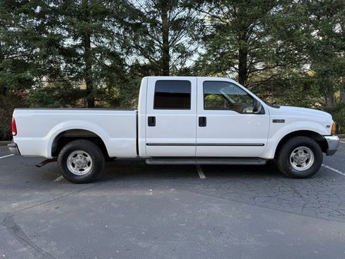Used 2012 Ford F250 XL w/ PWR Equipment Group image 32