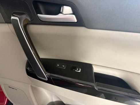 Used 2019 Kia Sportage EX w/ EX Technology Package FWD image 13