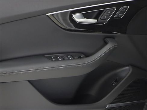 New 2026 Audi Q8 Premium Plus image 11