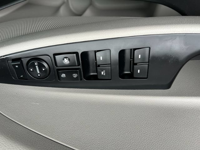 Used 2016 Hyundai Tucson SE w/ Option Group 02 FWD image 17