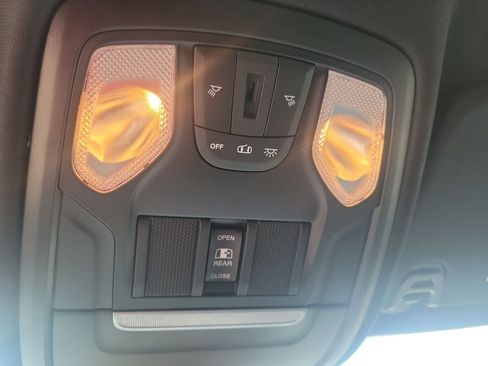 Used 2021 RAM 1500 Big Horn RWD image 36