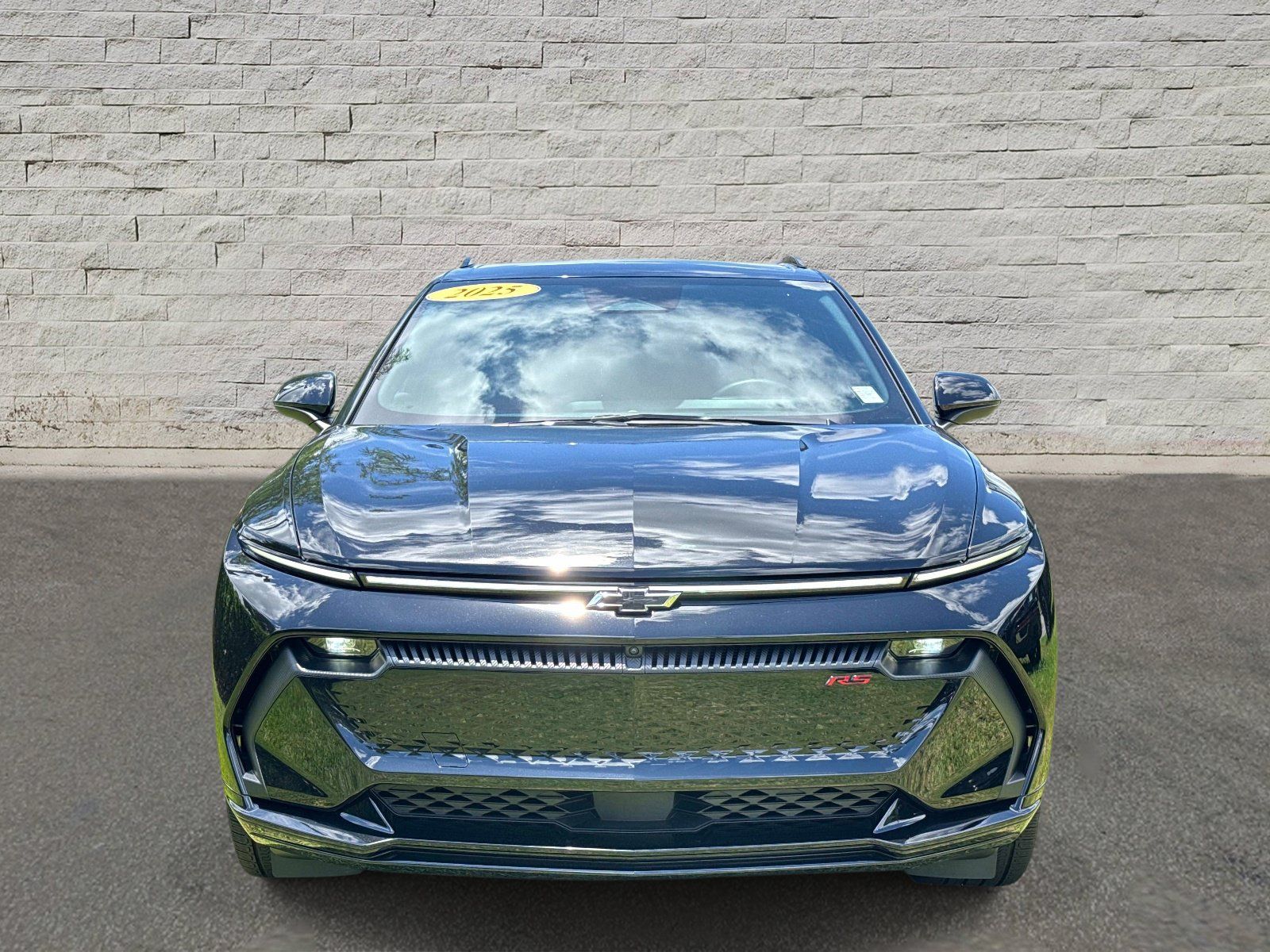 Used 2025 Chevrolet Equinox EV RS FWD image 7