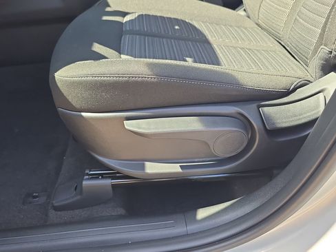 New 2026 Kia Sorento LX FWD image 20