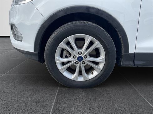 Used 2017 Ford Escape SE w/ SE Cold Weather Package image 12