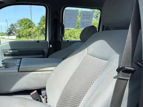 Used 2014 Ford F350 XL w/ Snow Plow Prep Package AWD/4WD image 15
