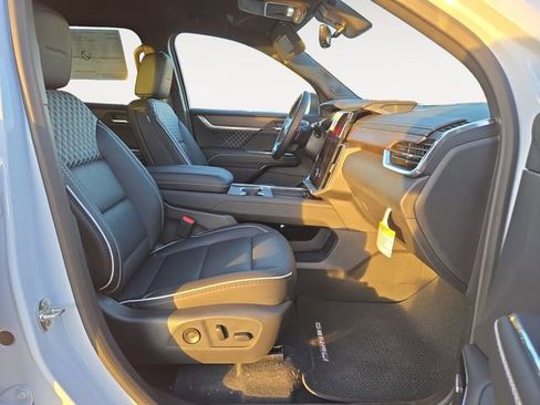 New 2026 GMC Acadia Denali w/ Super Cruise Package image 35