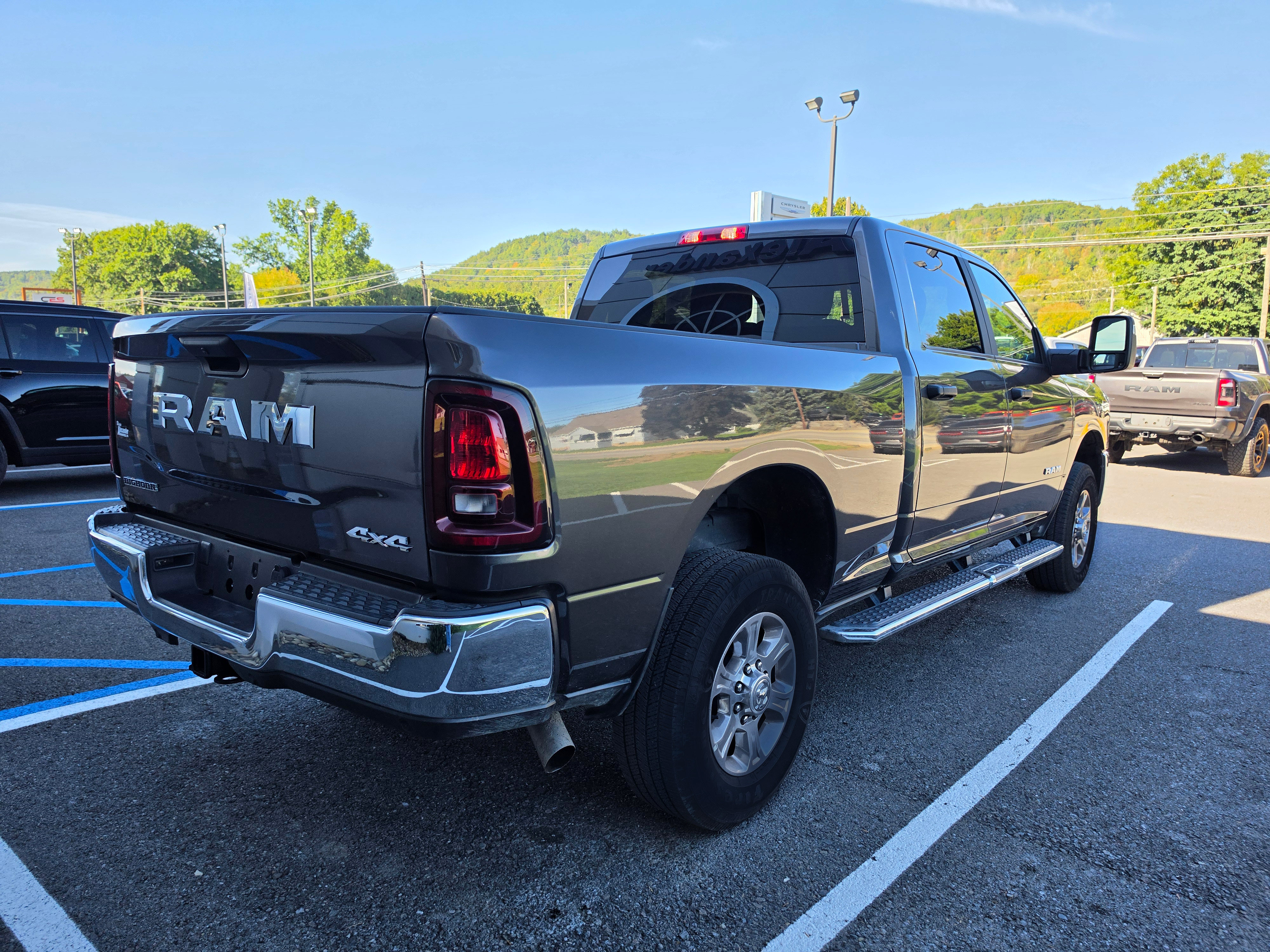 Used 2026 RAM 2500 Big Horn AWD/4WD image 3
