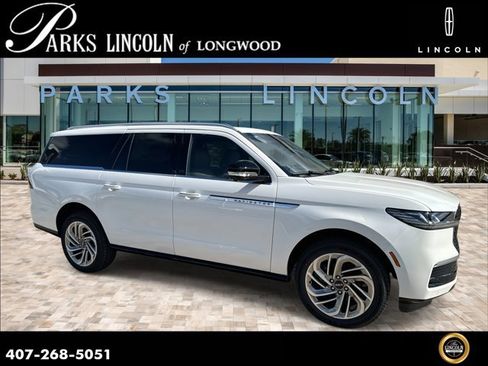 New 2026 Lincoln Navigator L Reserve image 1