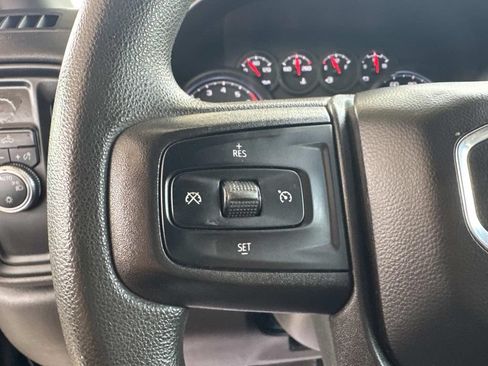 Used 2020 GMC Sierra 1500 2WD Crew Cab w/ Sierra Value Package image 24