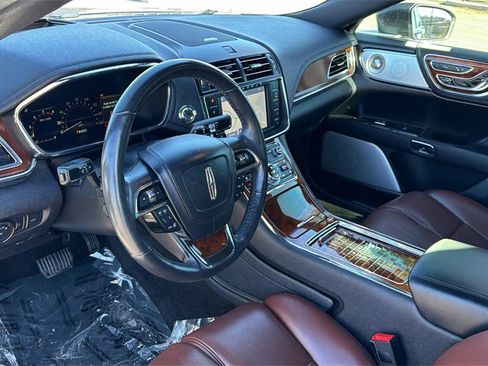 Used 2020 Lincoln Continental Reserve w/ Luxury Package image 15