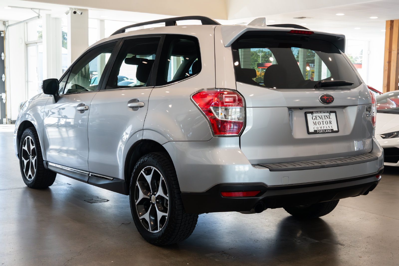 Used 2016 Subaru Forester 2.0XT Touring w/ Popular Package #2 AWD/4WD image 6
