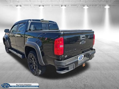 Used 2018 Chevrolet Colorado Z71 w/ Z71 Midnight Edition AWD/4WD image 9