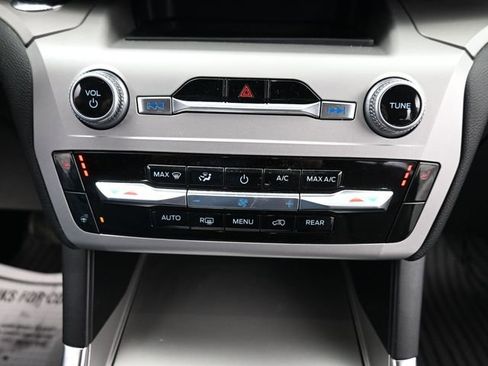 Used 2023 Ford Explorer XLT w/ Equipment Group 202A image 16