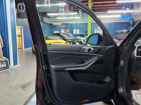 Used 2019 BMW X5 xDrive40i w/ Premium Package 2 image 6