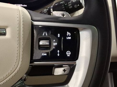 Certified 2024 Land Rover Range Rover SE AWD/4WD image 22
