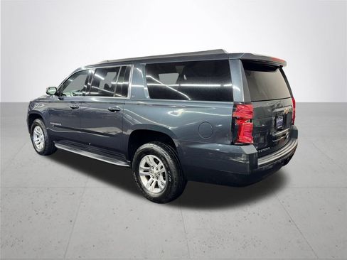 Used 2019 Chevrolet Suburban LT AWD/4WD image 4