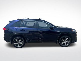 Used 2023 Toyota RAV4 SE w/ Weather & Moonroof Package AWD/4WD video 2