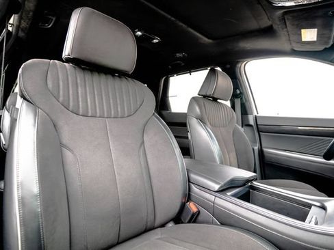 Certified 2024 Hyundai Palisade Calligraphy AWD/4WD image 19