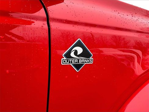 Used 2023 Ford Bronco Outer Banks image 26